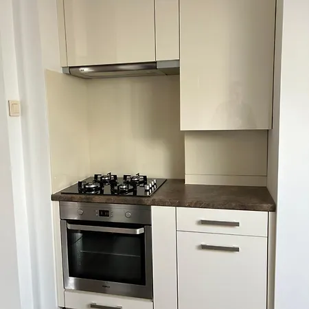 Apartament Bobrzanska - 4 Bedrooms Sypialnie Swidnica  Exterior photo