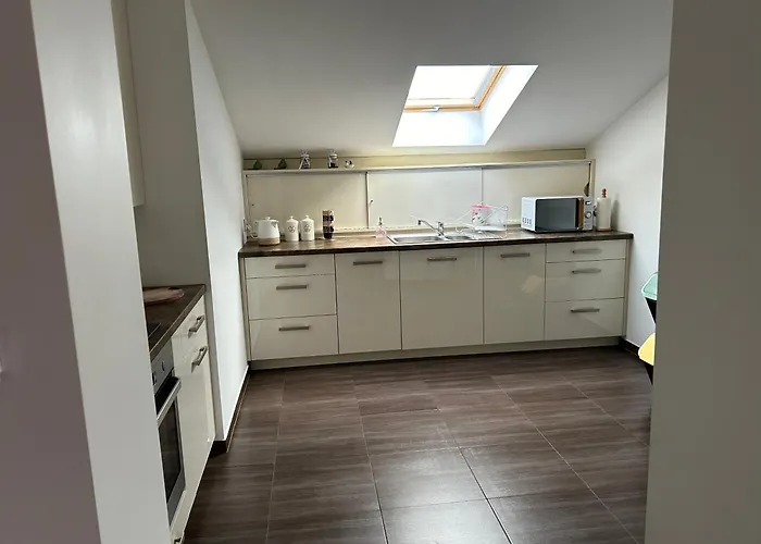 Apartament Bobrzanska - 4 Bedrooms Sypialnie