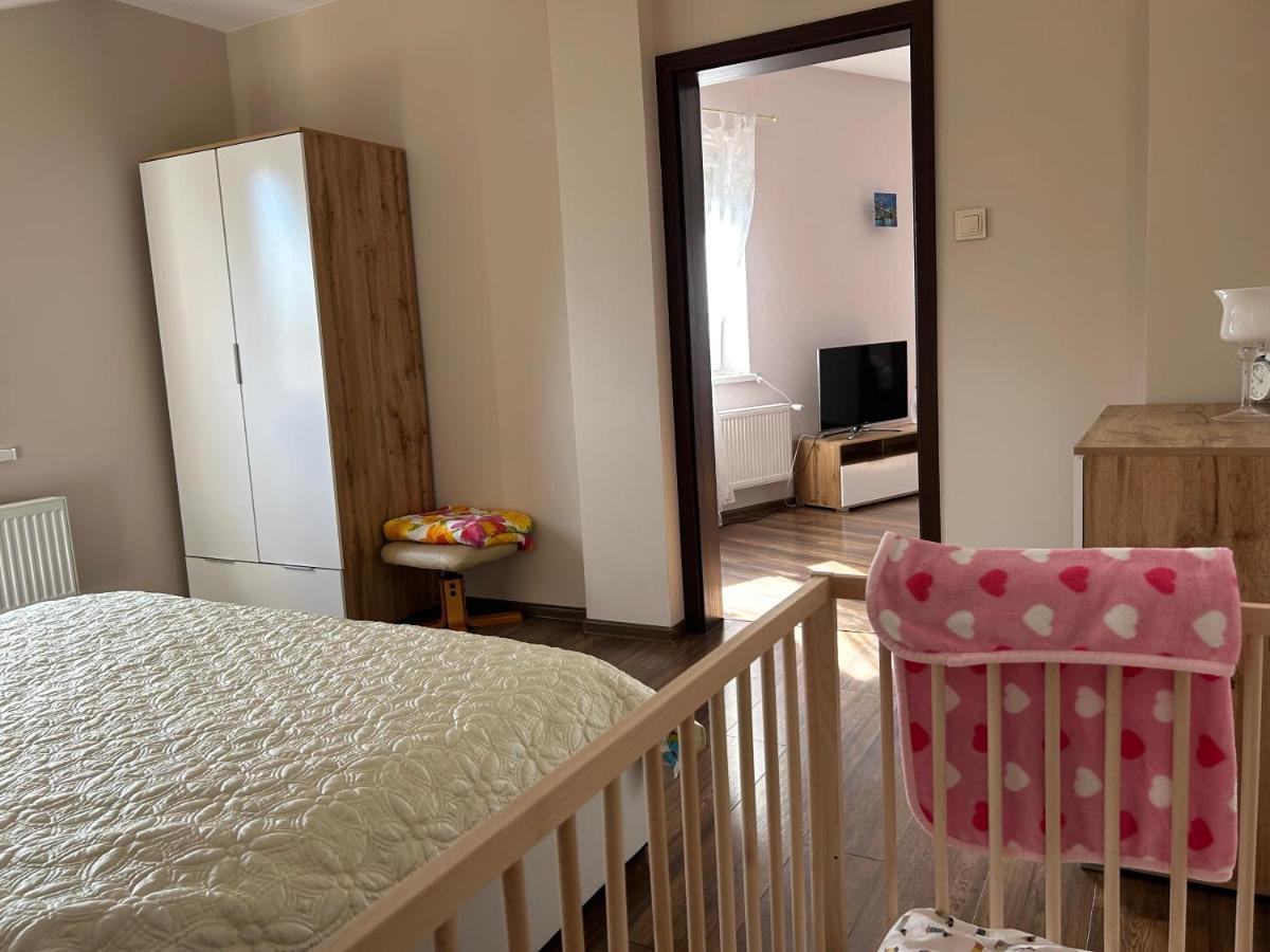 Bobrzanska - 4 Bedrooms Sypialnie *